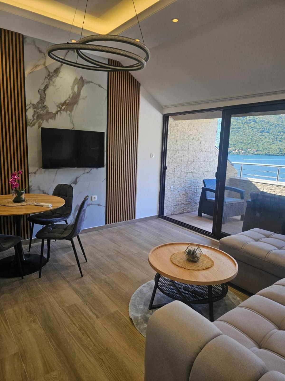 Appartement Nikic -tivat